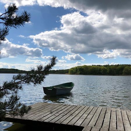 Ferienhaus Reetdach 1300Qm Privatgrundstueck Bootssteg Sauna Templin Luebbesee Uckermark Erholung Pur Seenplatte Petersdorf  Zewnętrze zdjęcie